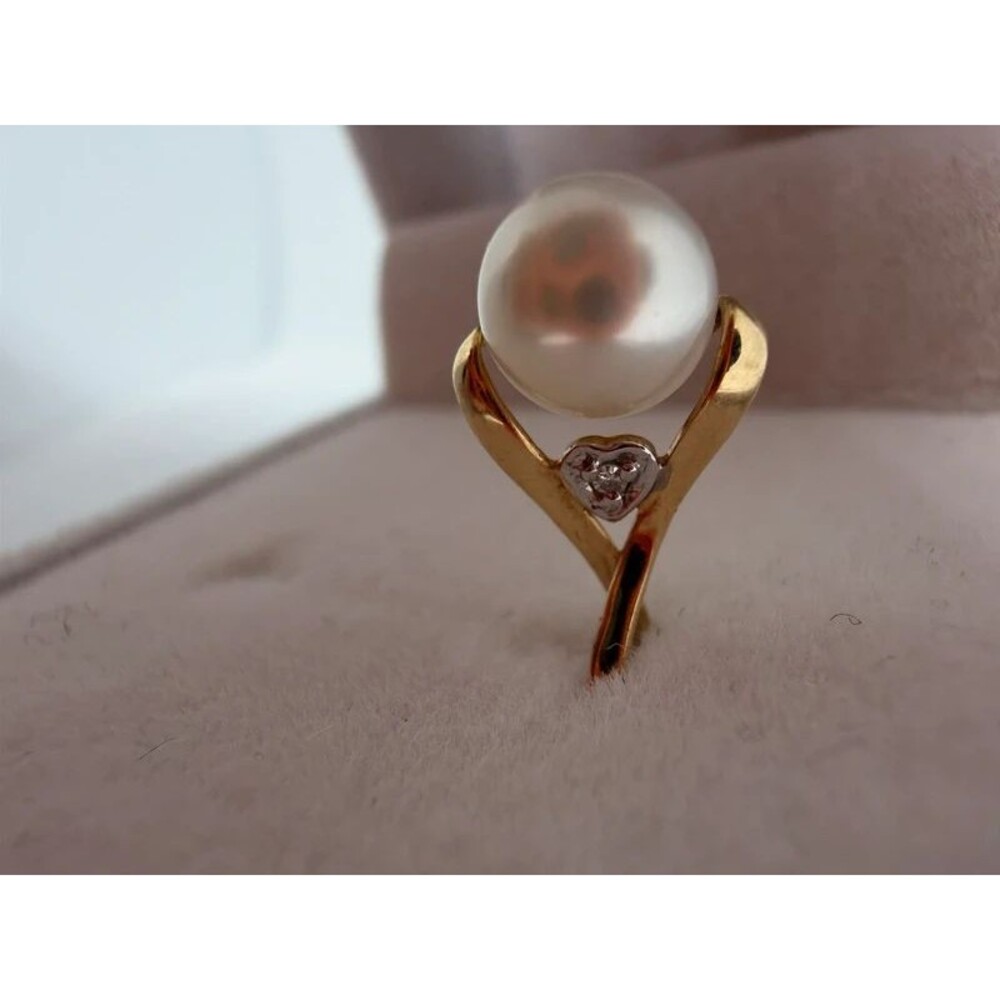 Vintage 14K Yellow Gold Swirl Teardrop Pendant with Cultured White Pearl & Diamo